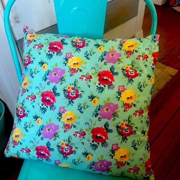 Vintage Floral fabric pillow 16x16 aqua blue with zipper and new insert. - Picture 2 of 4